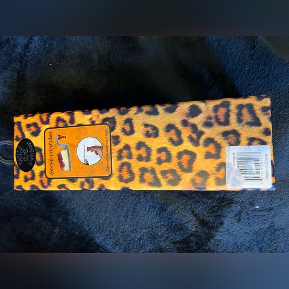 Cake knife in the shape of a high heel. - Picture 3 of 3